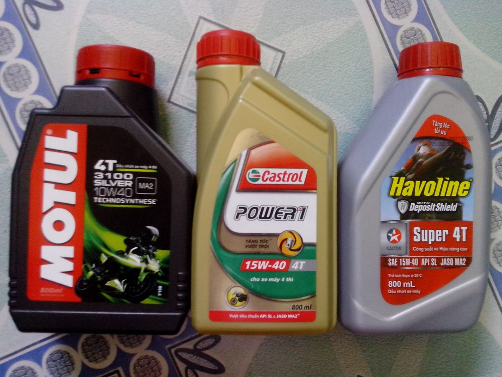 Nhớt castrol giá bao nhiêu​